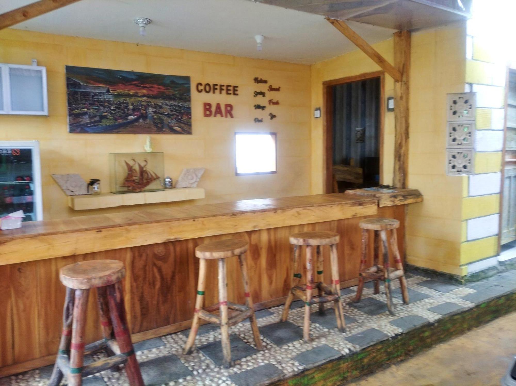 Wooden Kemiren Homestay Banyuwangi Banyuwangi  Exterior photo
