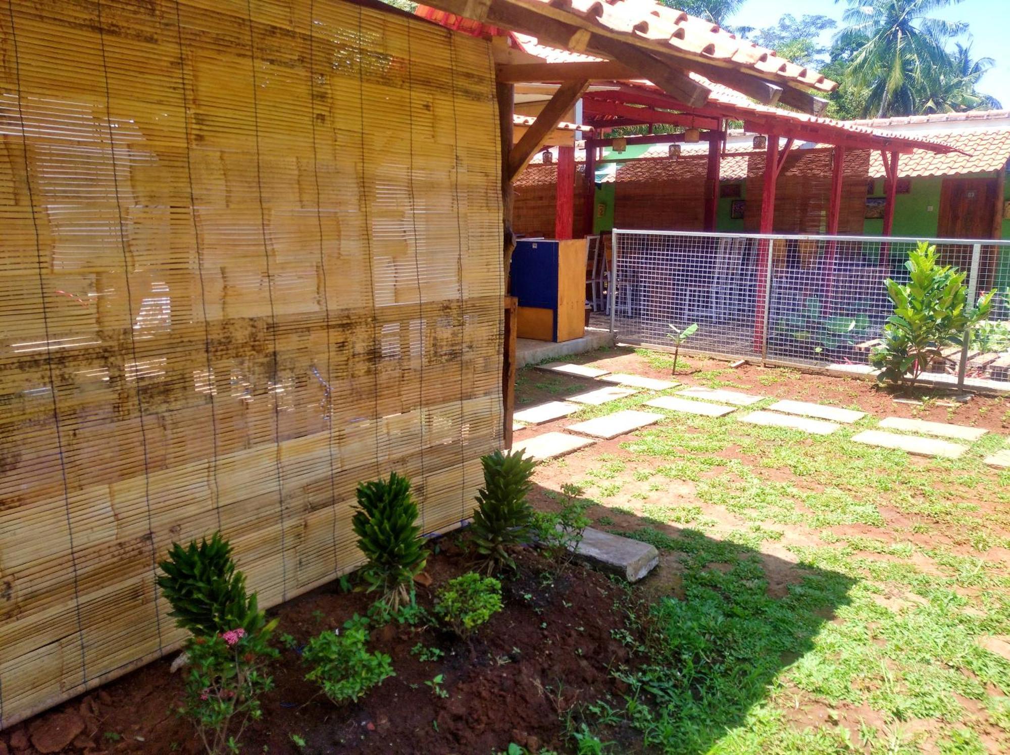 Wooden Kemiren Homestay Banyuwangi Banyuwangi  Exterior photo