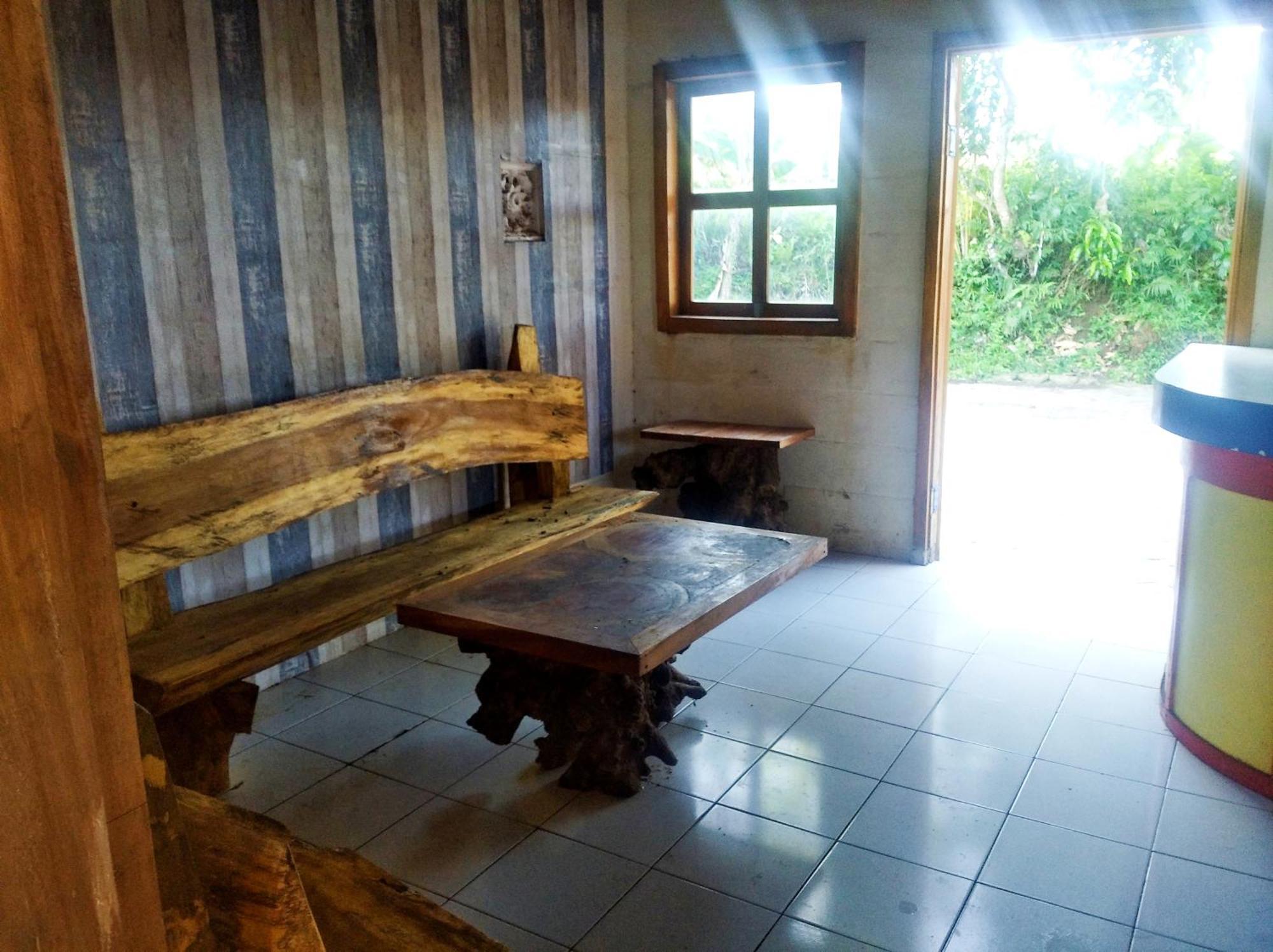 Wooden Kemiren Homestay Banyuwangi Banyuwangi  Exterior photo